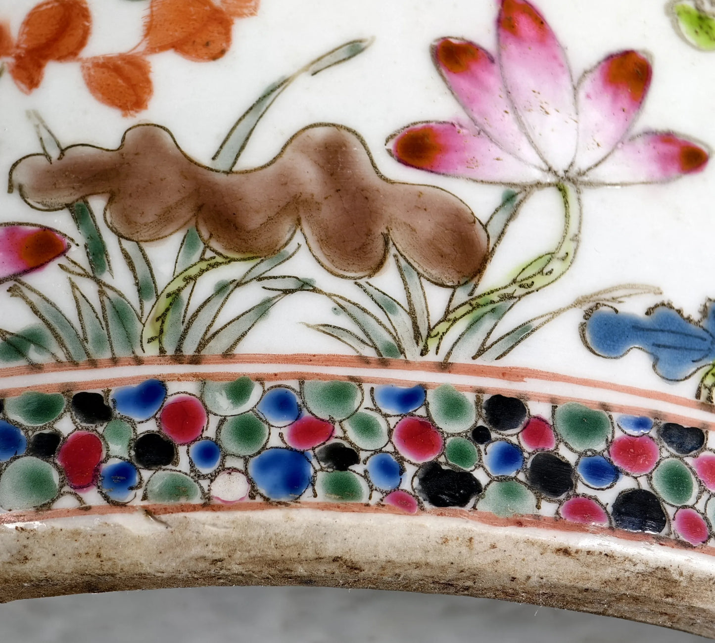 Famille Verte Lotos- und Mandarinenten-Blumenkübel